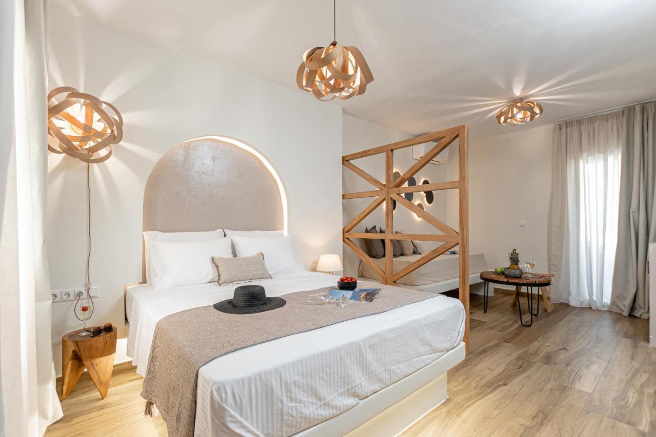 Heavenly Suites & Studios Naxos City ภายนอก รูปภาพ